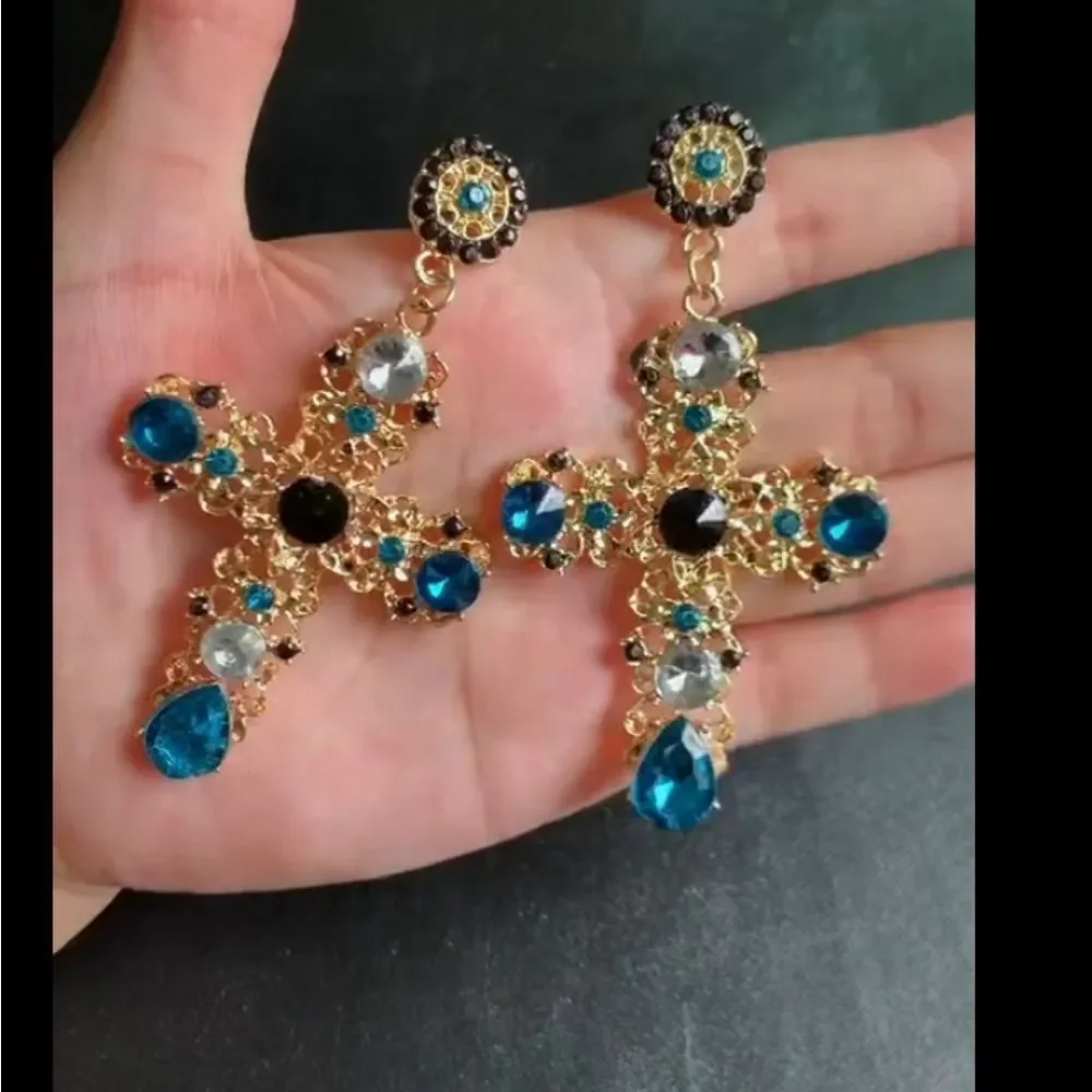 NWOT Baroque Cross Earrings - Turquoise